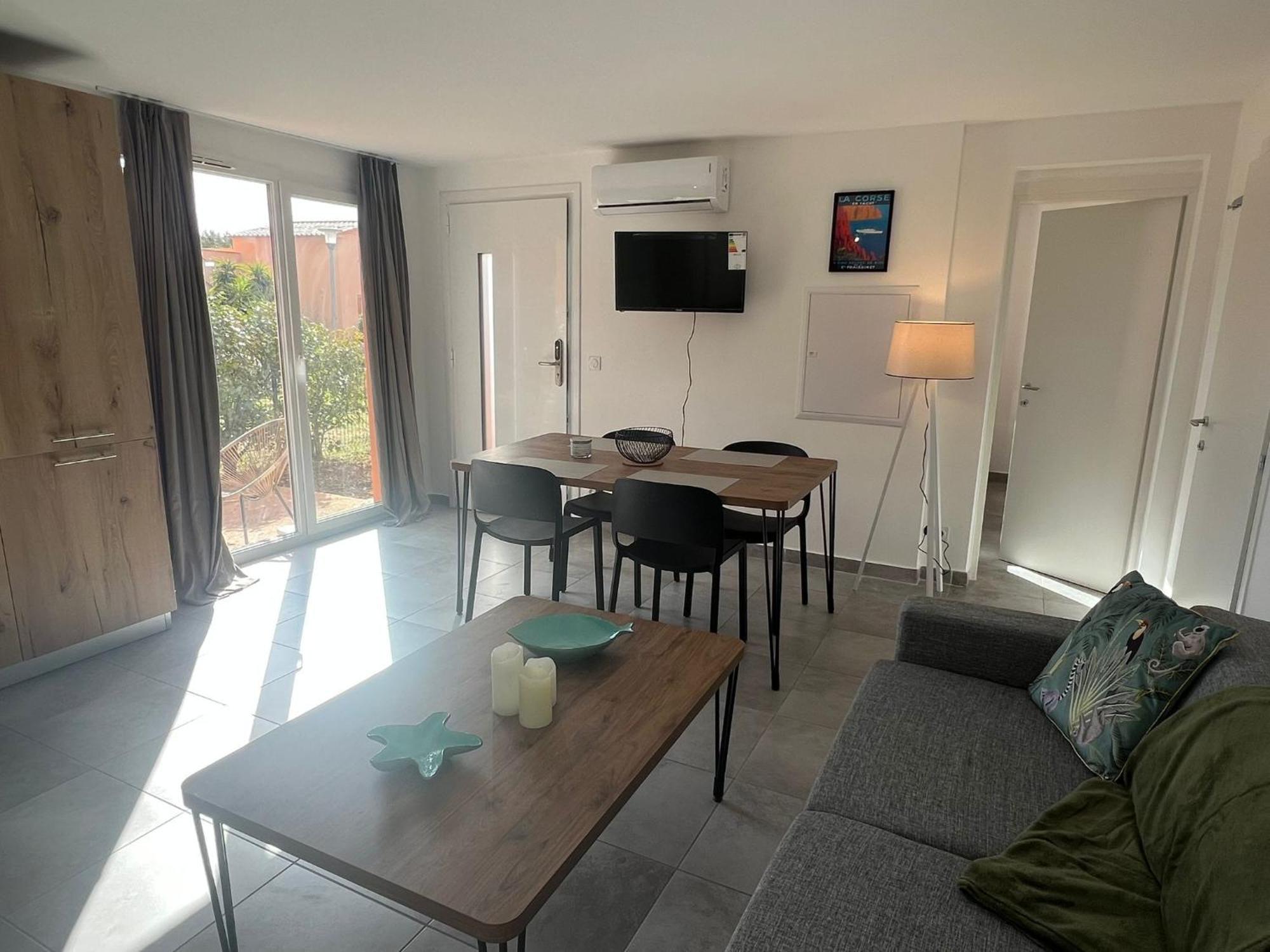 Residence Hoteliere Les Hameaux De Saint Cyprien Appartement 35 M2 1 Chambre Lecci Exterior foto