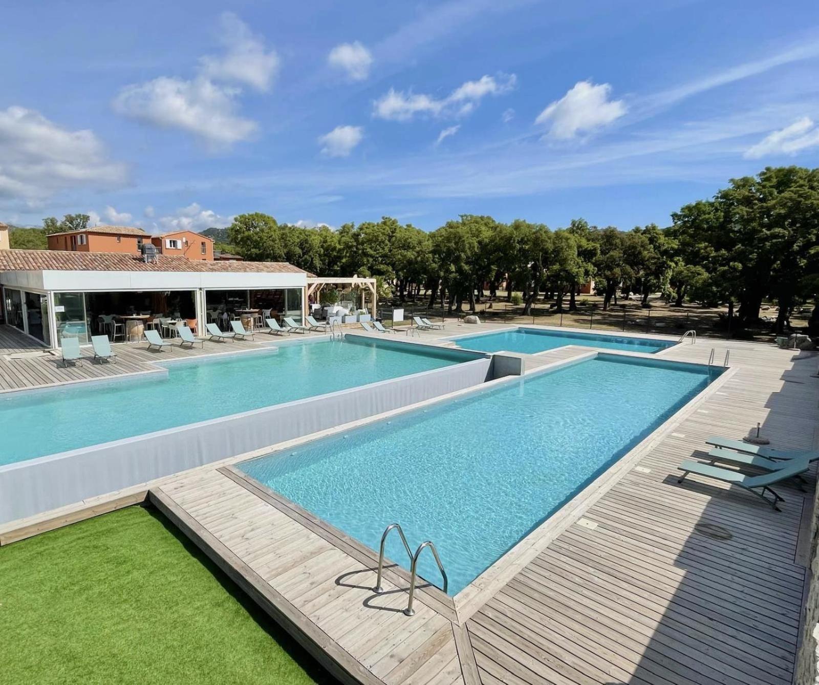 Residence Hoteliere Les Hameaux De Saint Cyprien Appartement 35 M2 1 Chambre Lecci Exterior foto