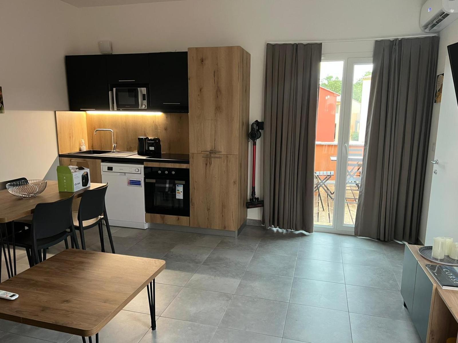 Residence Hoteliere Les Hameaux De Saint Cyprien Appartement 35 M2 1 Chambre Lecci Exterior foto